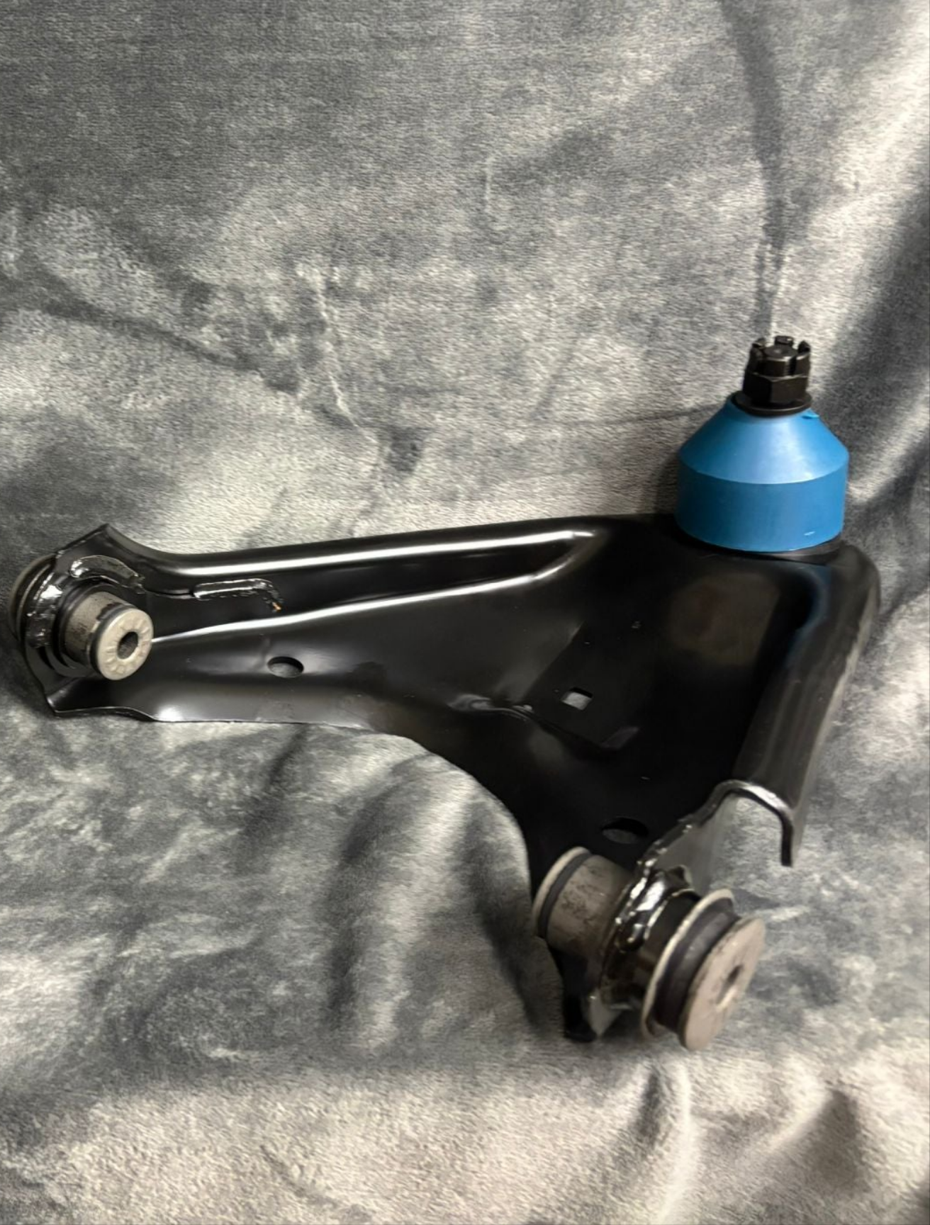 Upper Control Arm Right 4000lbs