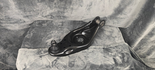 Lower Control Arm 4000lbs Right