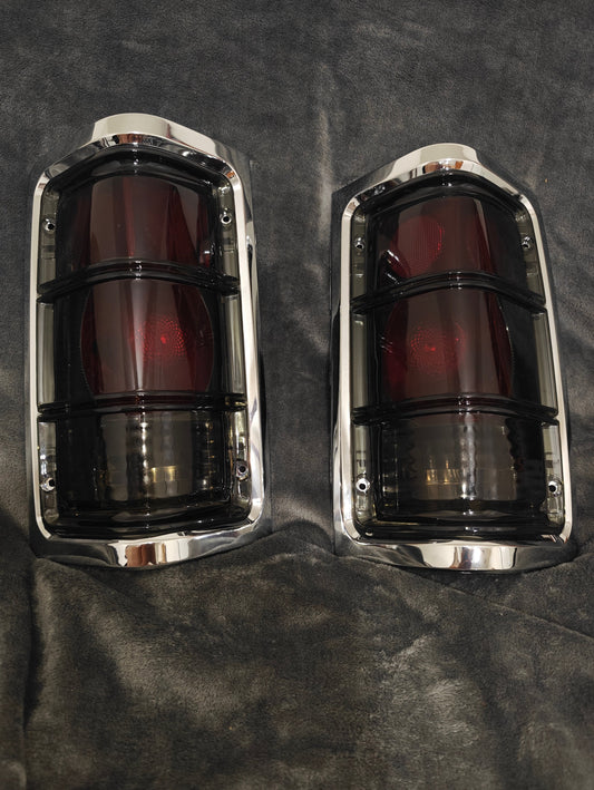 Tail lights Chrome and Smoked/Red