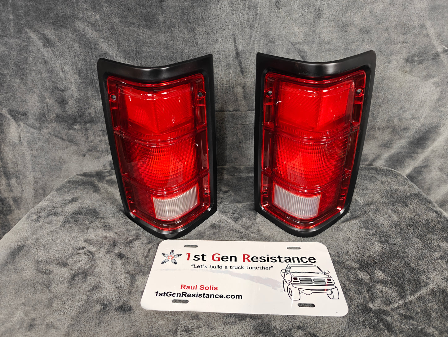 Tail lights Black and Red